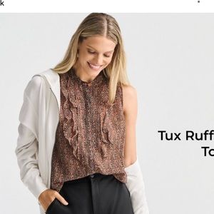 cabi Tux Ruffle Top Size Large NWT